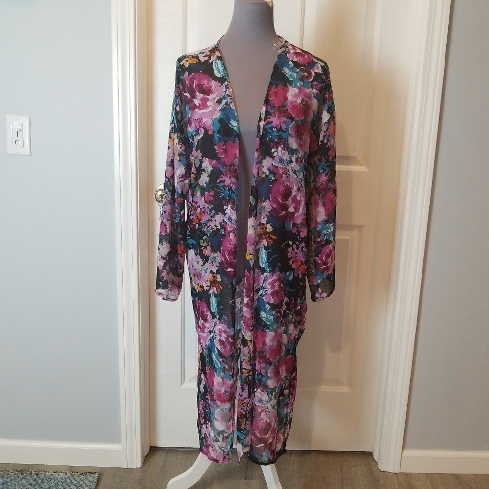 How Very Loved sheer floral kimono duster with pockets small
